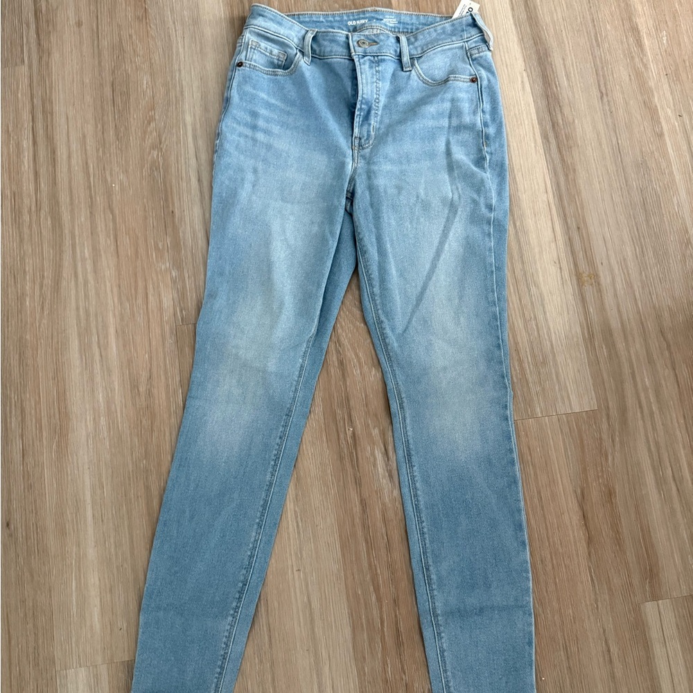 Old Navy Rockstar Super Skinny Jeans